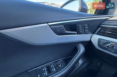 Седан Audi A4 2017 в Киеве