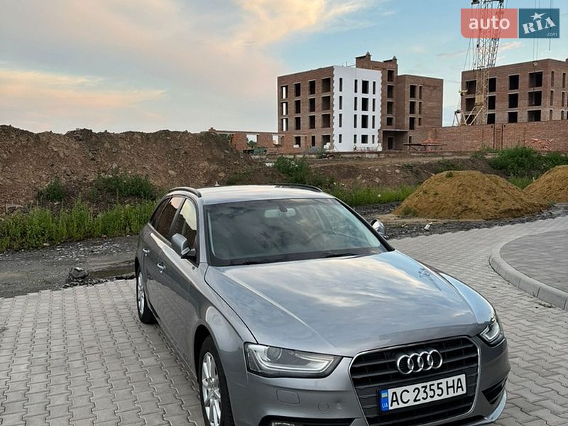 Універсал Audi A4 2015 в Рівному
