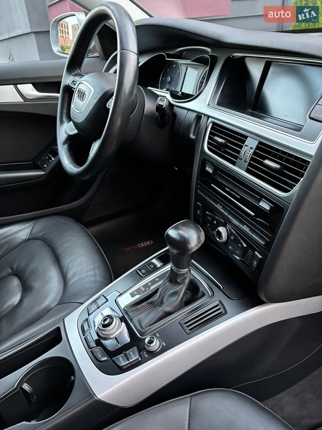 2015 Audi A4 - мініатюра 58