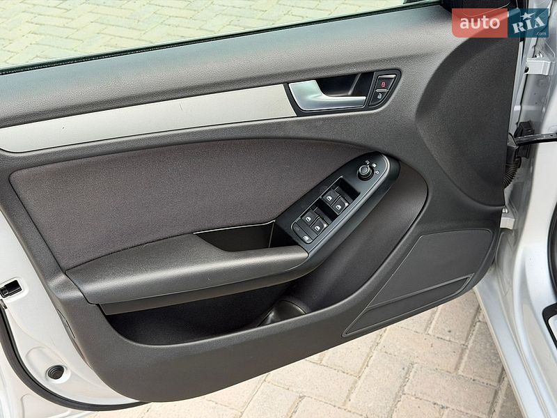 Универсал Audi A4 2009 в Луцке