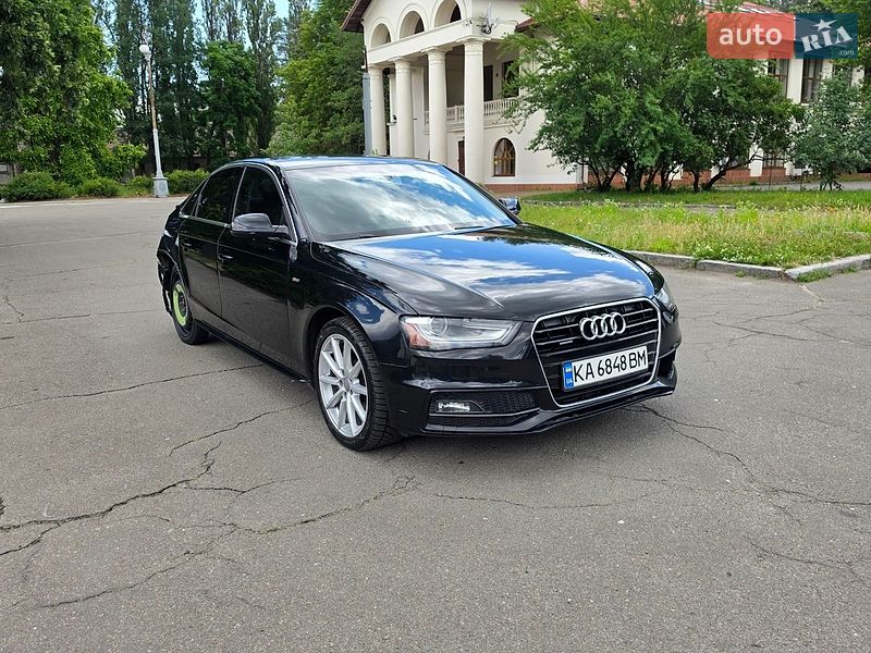 Седан Audi A4 2015 в Киеве