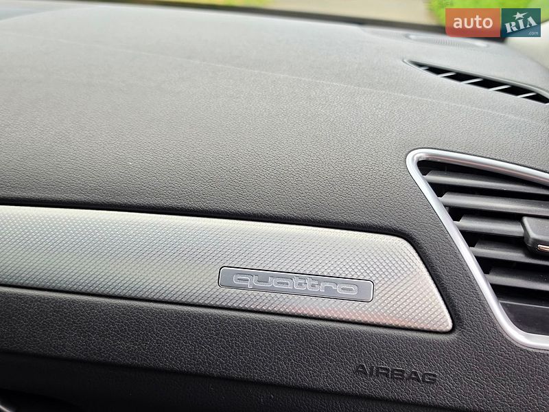 Седан Audi A4 2015 в Киеве