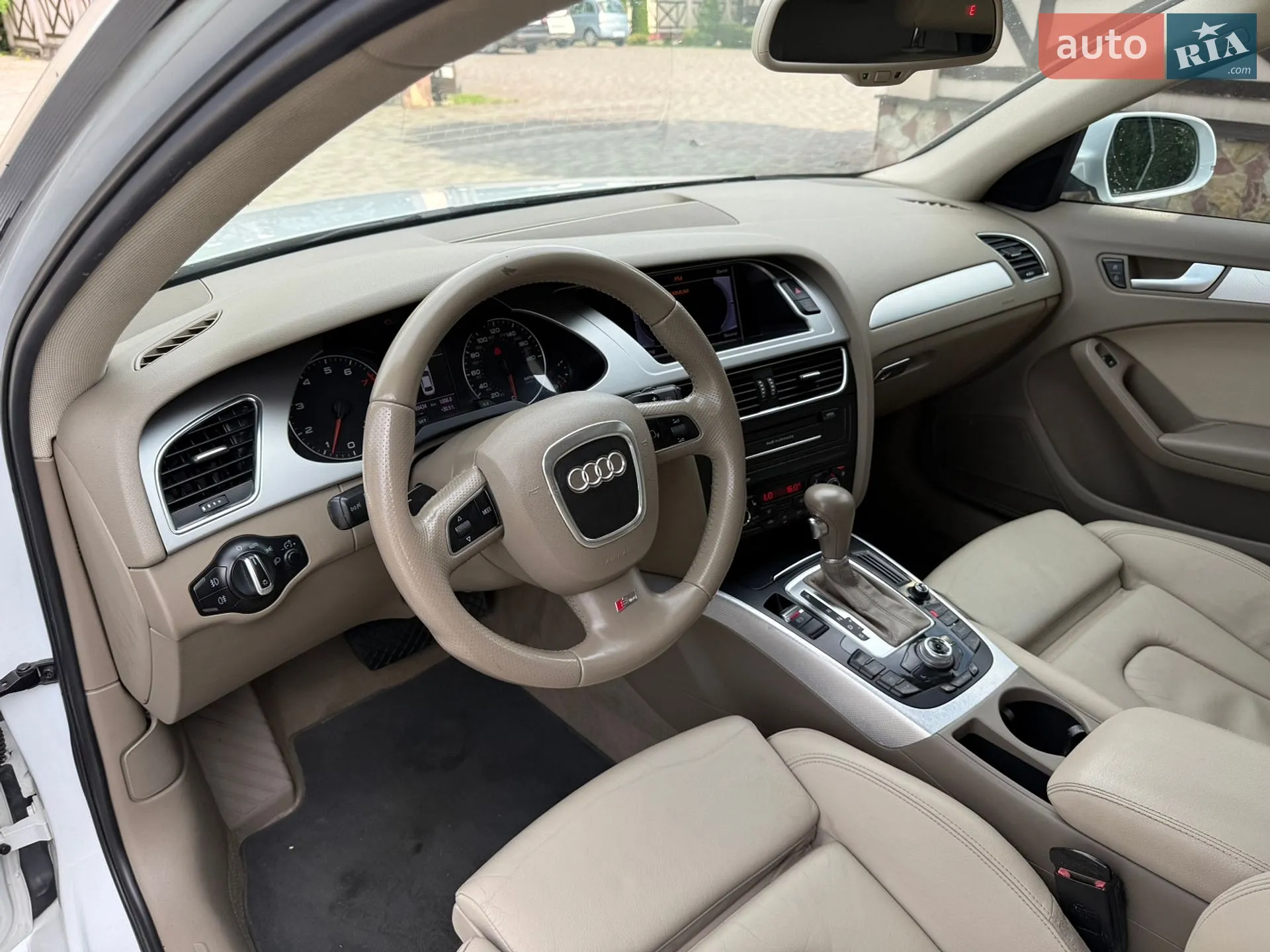 2012 Audi A4 - мініатюра 22