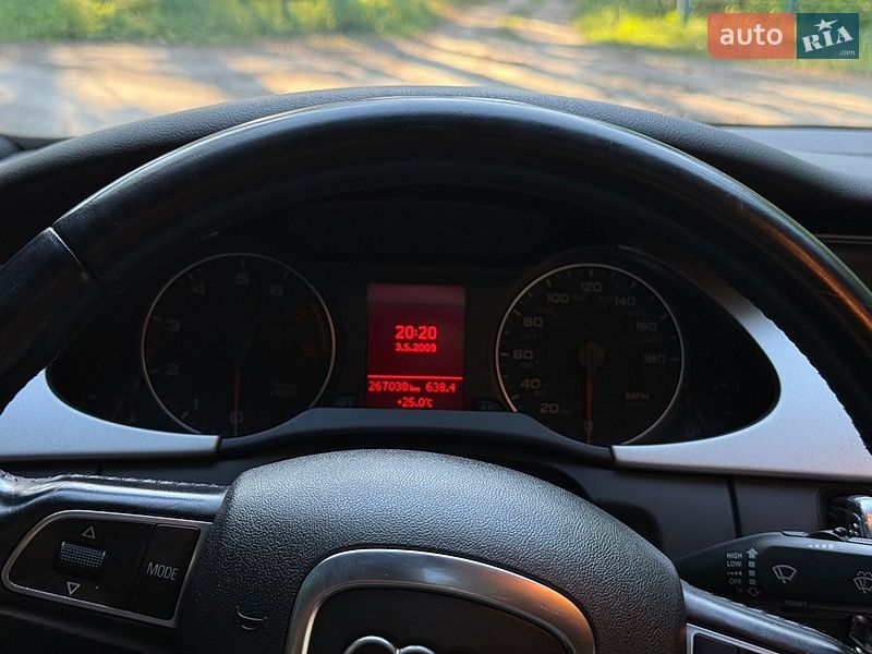Седан Audi A4 2009 в Бобровиці