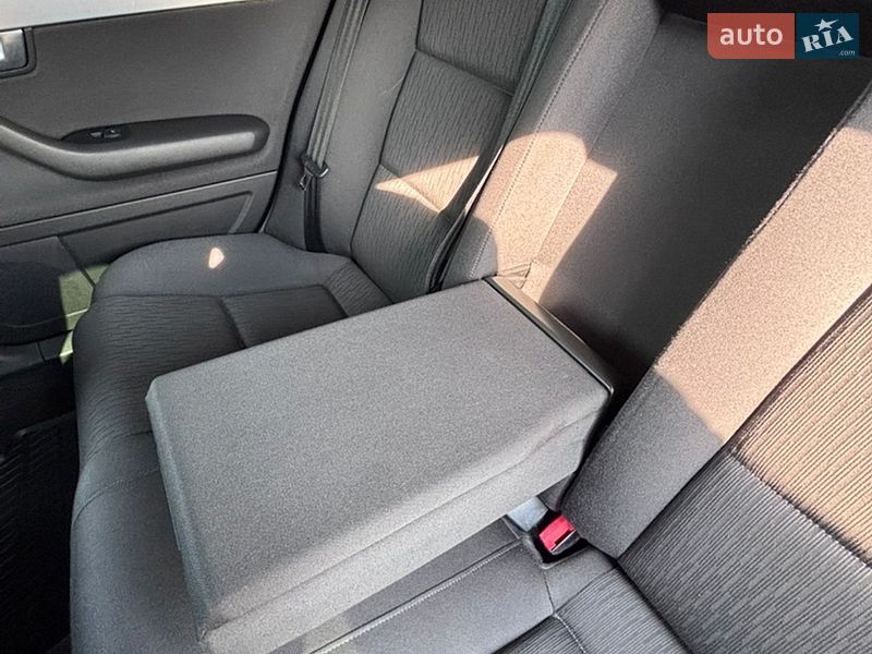 Седан Audi A4 2007 в Львові