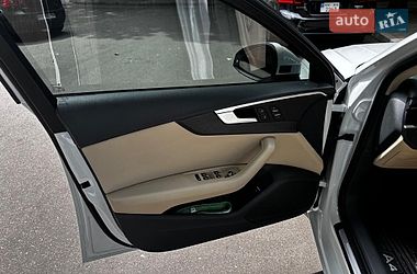 Седан Audi A4 2018 в Одесі