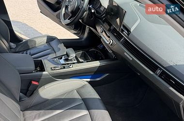 Седан Audi A4 2020 в Львові
