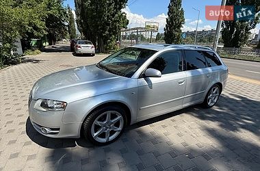 Универсал Audi A4 2005 в Киеве