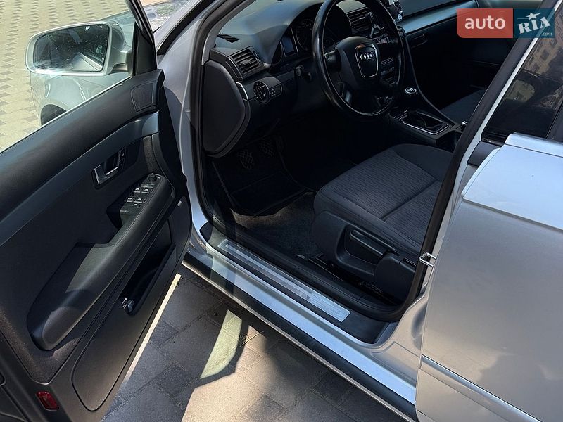 Универсал Audi A4 2005 в Киеве