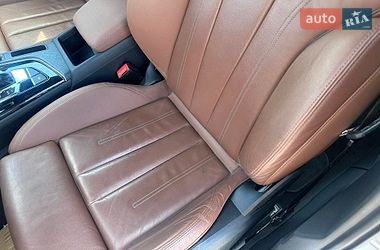 Седан Audi A4 2021 в Нововолынске