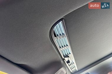 Седан Audi A4 2021 в Нововолынске