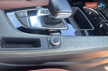 Седан Audi A4 2021 в Нововолынске