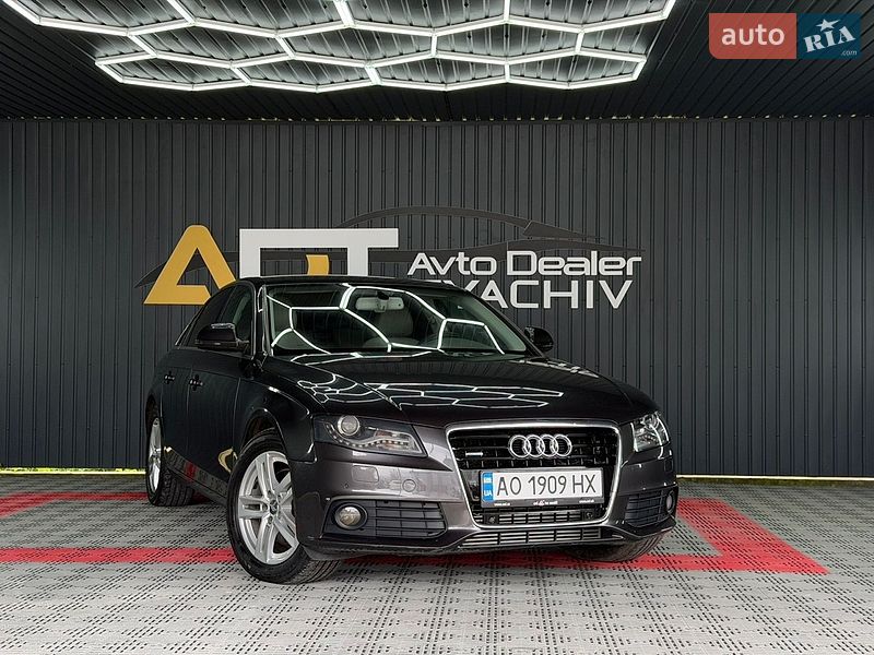 Седан Audi A4 2008 в Тячеве