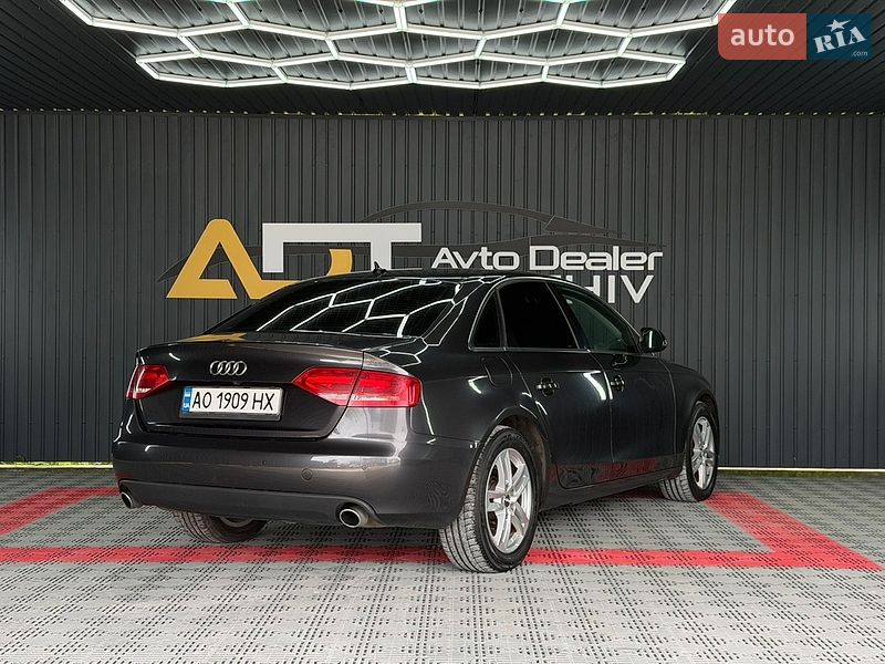 Седан Audi A4 2008 в Тячеве