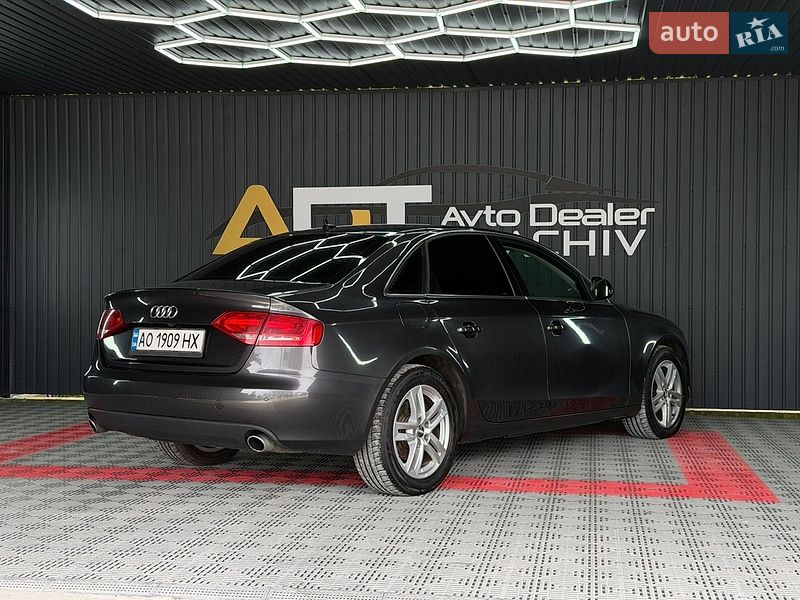 Седан Audi A4 2008 в Тячеве