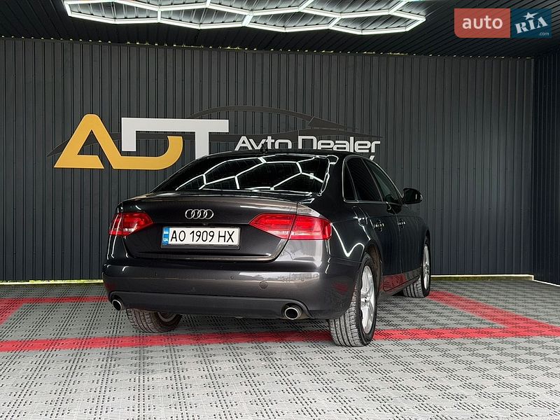 Седан Audi A4 2008 в Тячеве