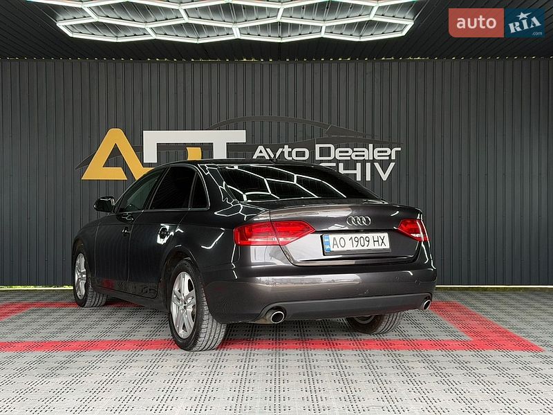 Седан Audi A4 2008 в Тячеве