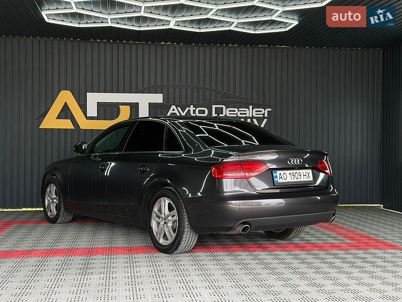 Седан Audi A4 2008 в Тячеве