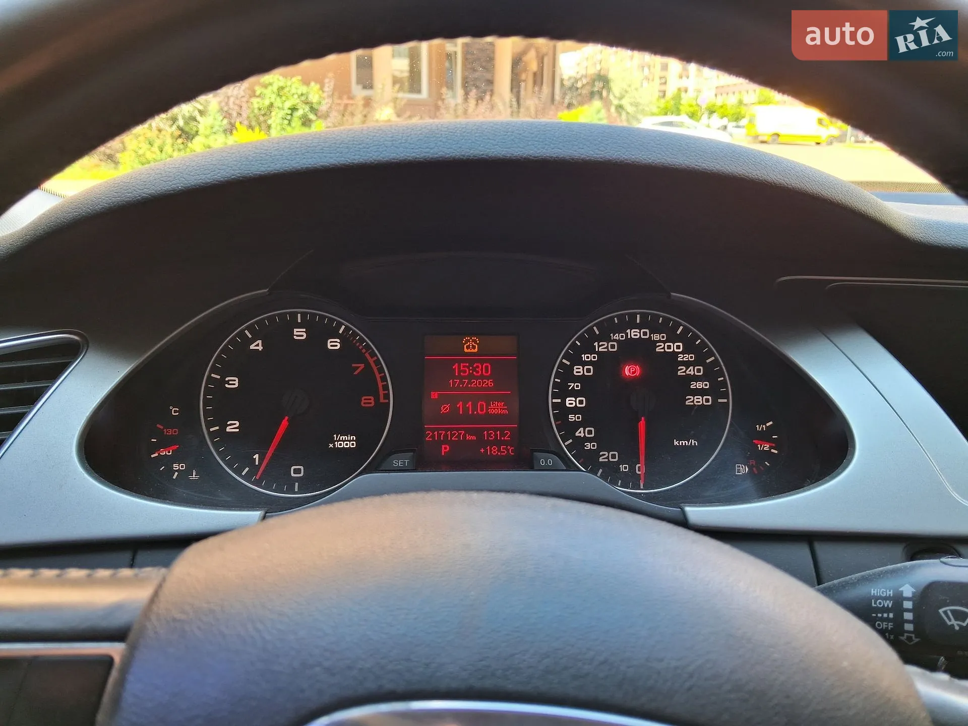 2010 Audi A4 - мініатюра 6