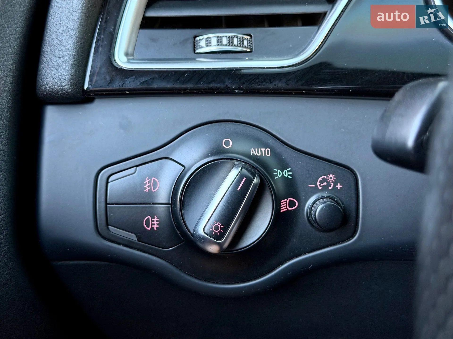 2014 Audi A4 - мініатюра 21