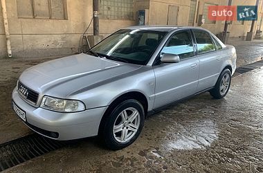 Седан Audi A4 1999 в Ивано-Франковске