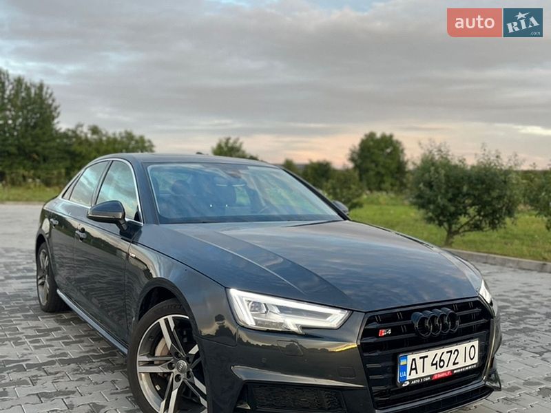 Audi A4 2018 Audi A4 2018