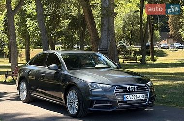 Седан Audi A4 2016 в Киеве