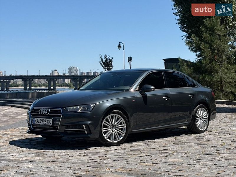 Седан Audi A4 2016 в Киеве