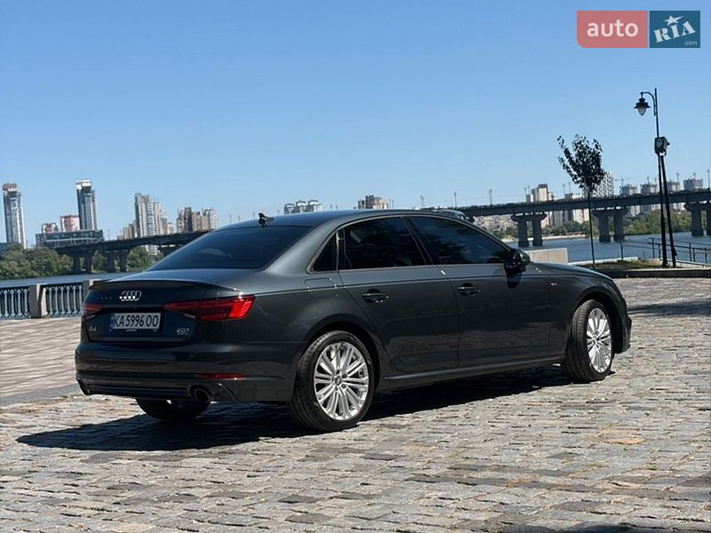 Седан Audi A4 2016 в Киеве