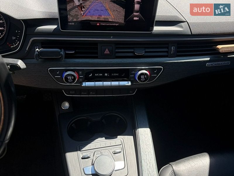 Седан Audi A4 2016 в Киеве