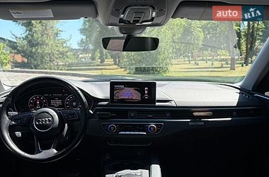 Седан Audi A4 2016 в Киеве