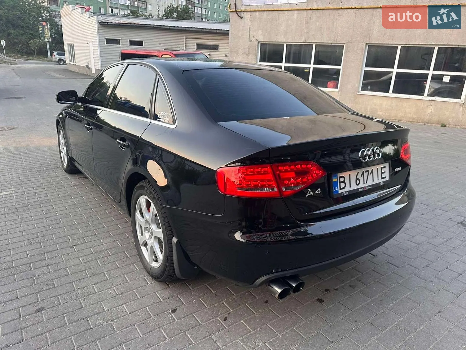 2010 Audi A4 - мініатюра 12