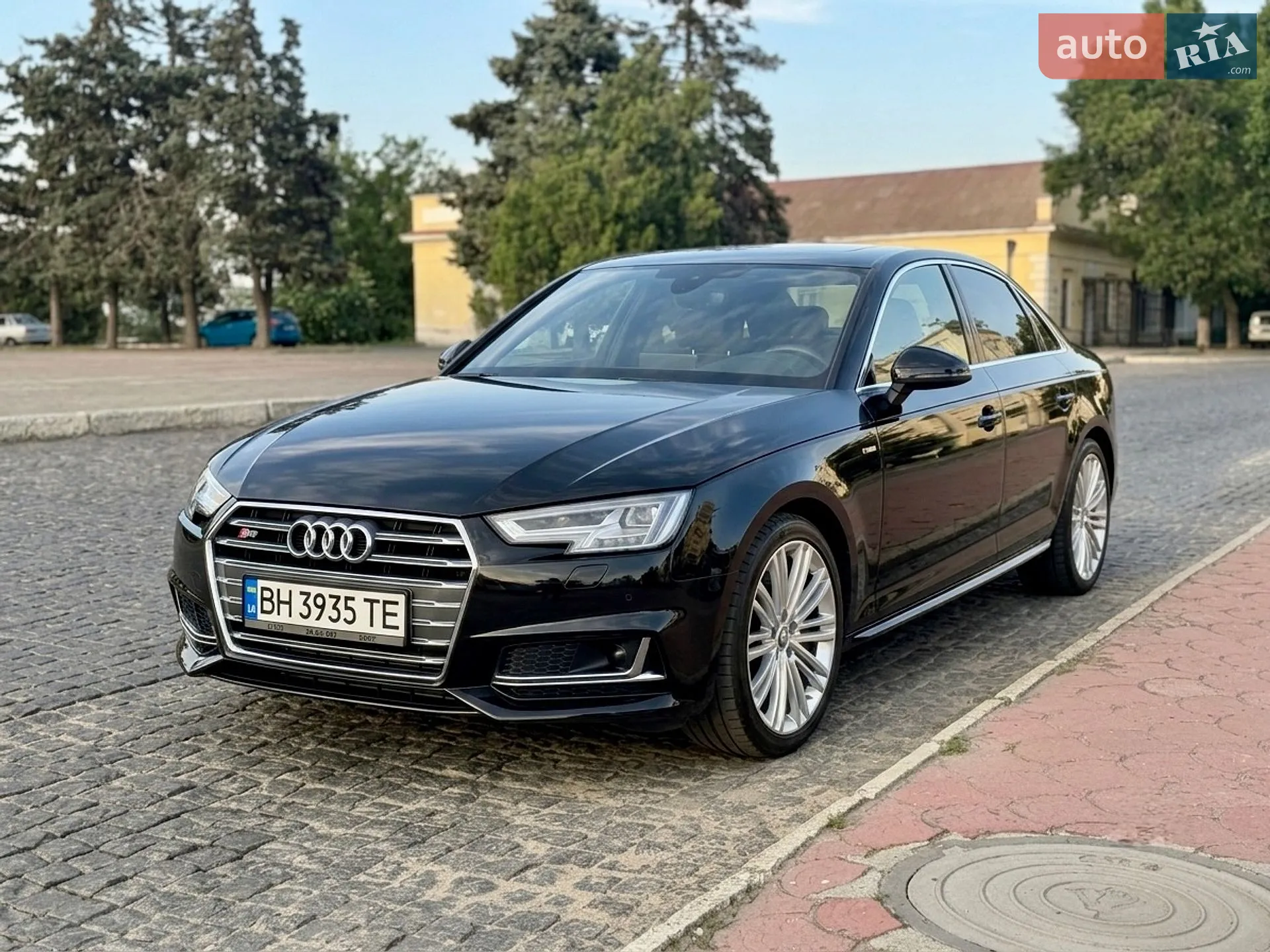2018 Audi A4 - фото 1