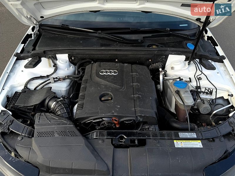 Седан Audi A4 2012 в Одесі