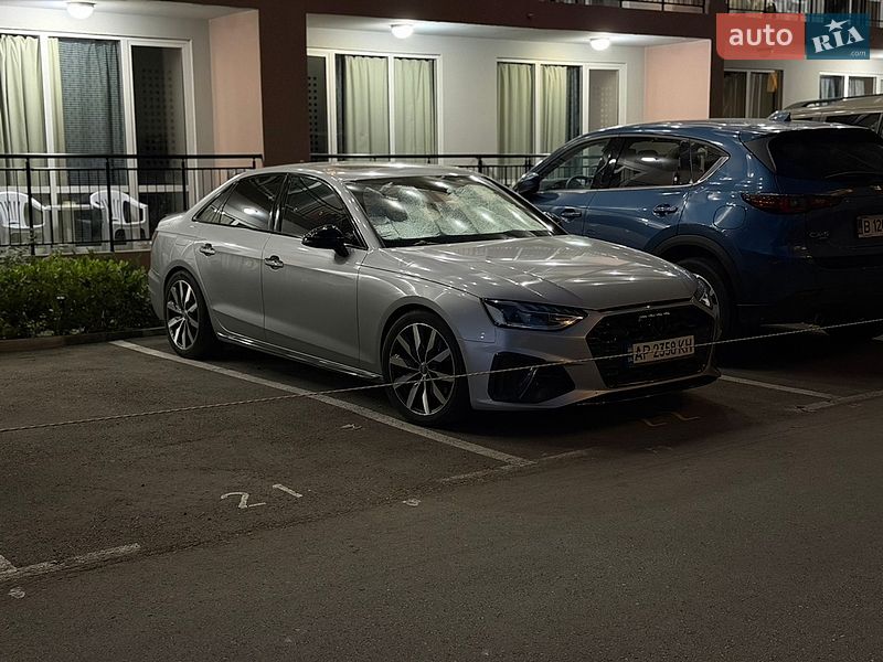 Седан Audi A4 2021 в Запорожье