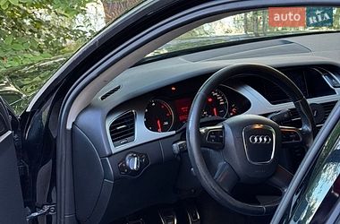 Седан Audi A4 2010 в Львові