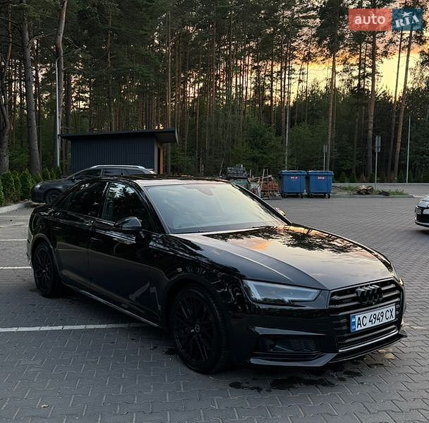 Седан Audi A4 2017 в Луцке