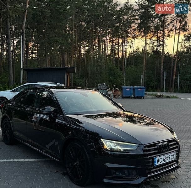 Седан Audi A4 2017 в Луцке