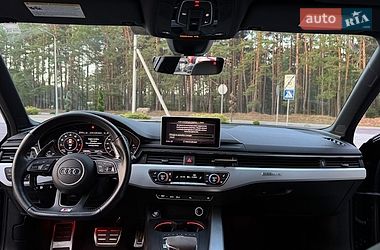 Седан Audi A4 2017 в Луцке