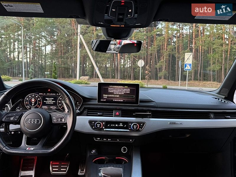 Седан Audi A4 2017 в Луцке