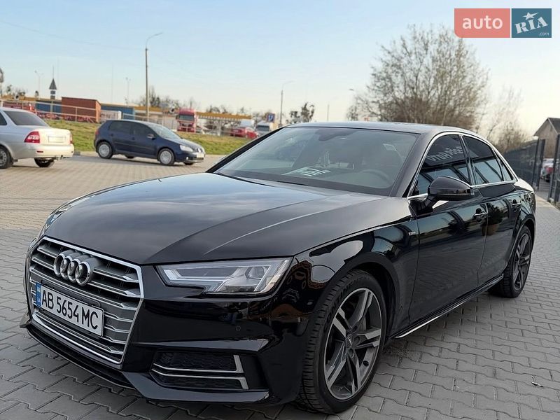 Седан Audi A4 2016 в Киеве