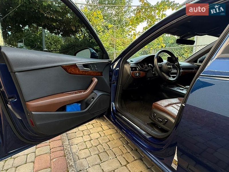 Седан Audi A4 2016 в Коломые