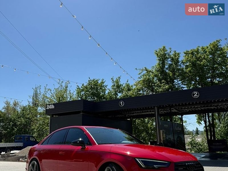 Седан Audi A4 2019 в Одессе