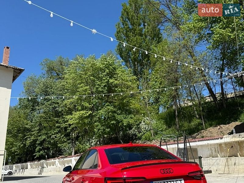 Седан Audi A4 2019 в Одессе