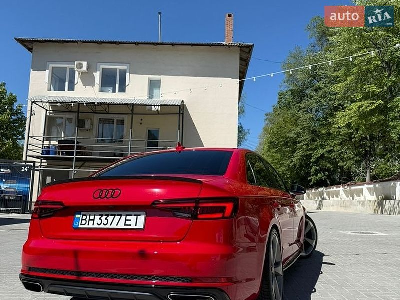 Седан Audi A4 2019 в Одессе