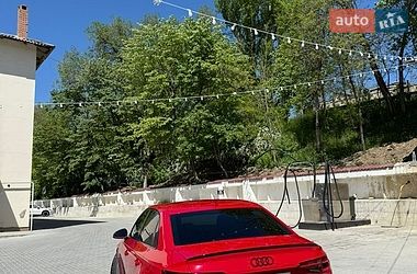 Седан Audi A4 2019 в Одессе