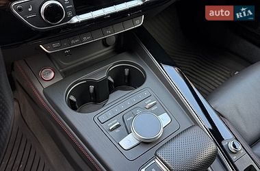 Седан Audi A4 2019 в Одессе