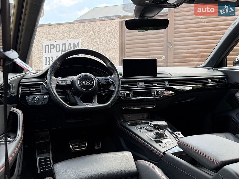 Седан Audi A4 2019 в Одессе
