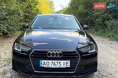 Седан Audi A4 2016 в Хусті