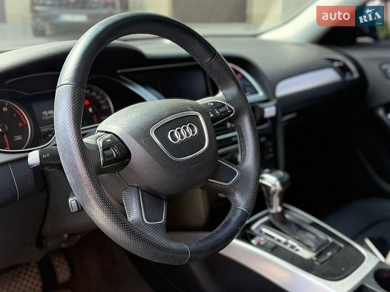 Седан Audi A4 2014 в Хмельницькому
